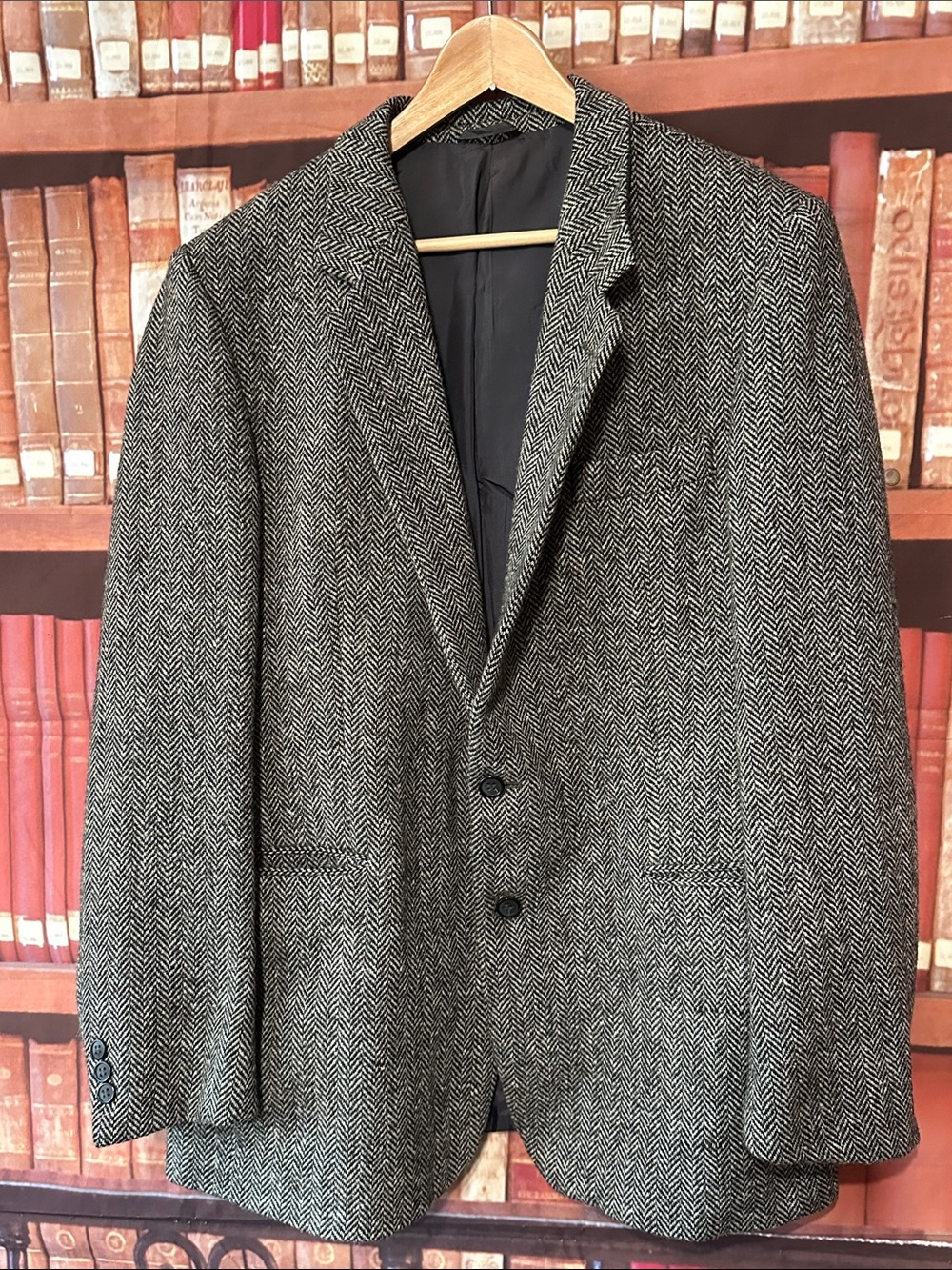 Vintage Pure New Wool Herringbone Tweed Blazer Sport Coat Made in Poland